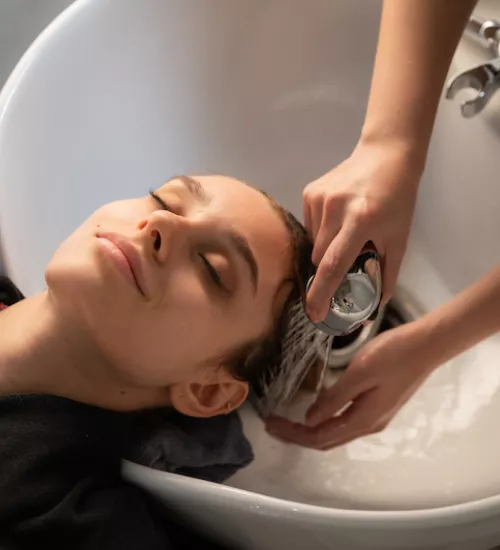 ¿Cómo hidratar el cabello seco, maltratado y quebradizo?