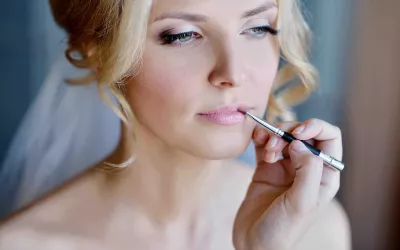 Peinados y maquillaje para novias: 5 Tendencias del 2023 que Debes Conocer
